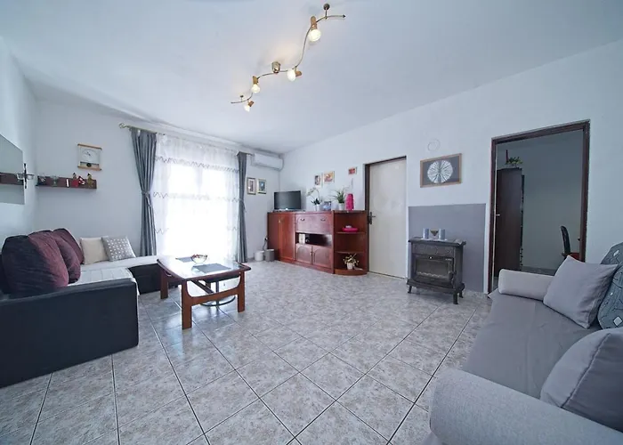 With Parking Space Postira, Brac - 11168 פוסטיר